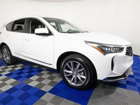 Used 2023 Acura RDX w/ Technology Package image 3