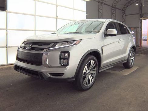 Used 2025 Mitsubishi Outlander Sport AWD image 2