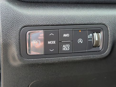 Used 2025 GMC Terrain Elevation AWD/4WD image 14