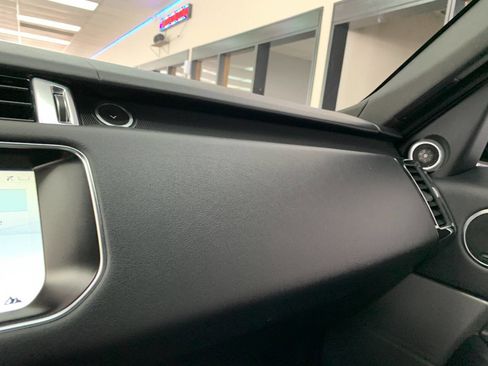 Used 2017 Land Rover Range Rover Sport Supercharged image 18