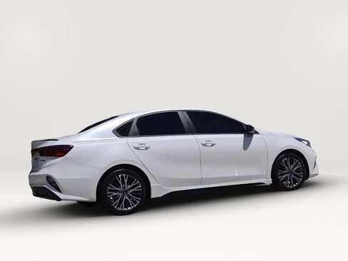 Used 2023 Kia Forte GT-Line FWD image 7
