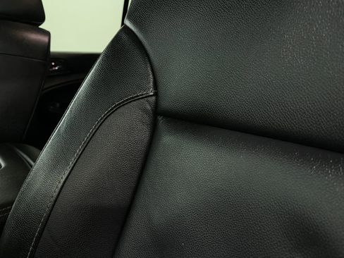 Used 2018 Chevrolet Tahoe LT w/ Luxury Package image 17