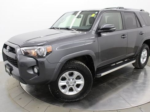 Used 2019 Toyota 4Runner SR5 Premium AWD/4WD image 3