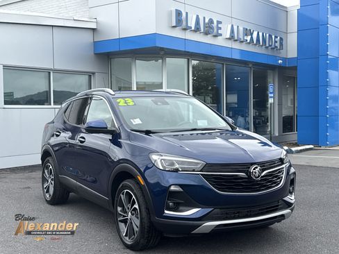 Used 2023 Buick Encore GX Essence w/ Advanced Technology Package AWD/4WD image 1