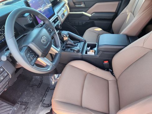 New 2026 Toyota 4Runner Limited image 7