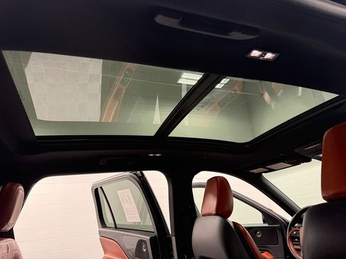 Used 2025 Lincoln Aviator Reserve w/ Jet Appearance Package image 35