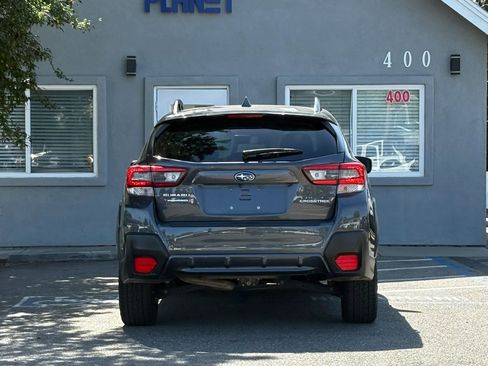 Used 2020 Subaru Crosstrek 2.0i Limited w/ Moonroof Package w/Navigation AWD/4WD image 6
