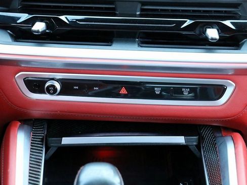 Used 2023 BMW XM image 32