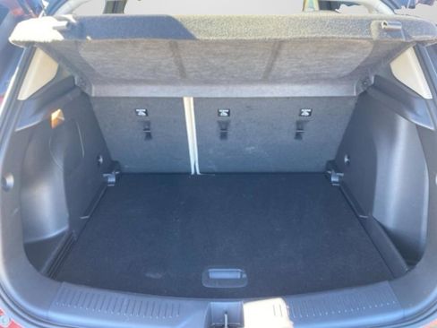 Used 2025 Buick Encore GX Avenir image 28