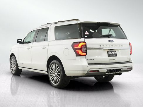 Used 2022 Ford Expedition Max Platinum AWD/4WD image 3