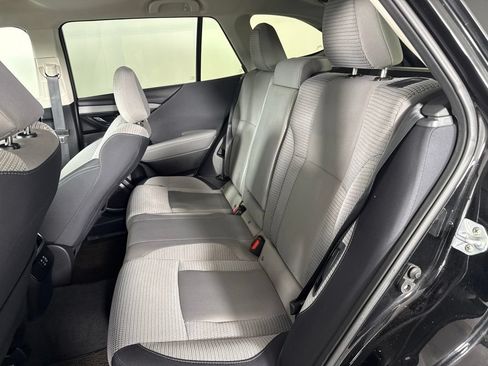 Used 2023 Subaru Outback Premium AWD/4WD image 28