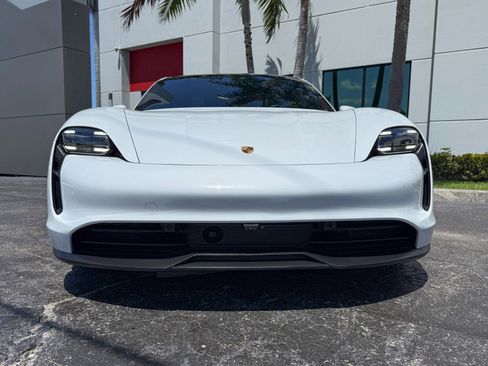 Used 2023 Porsche Taycan RWD image 8