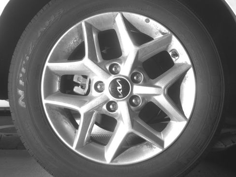 Used 2025 Kia Soul LX w/ LX Technology Package image 15