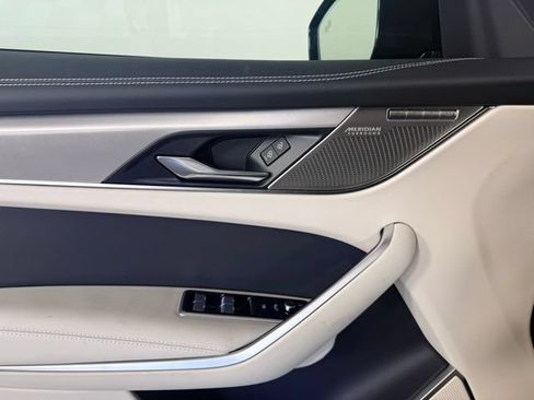 Certified 2026 Jaguar F-PACE R-Dynamic S AWD/4WD image 22