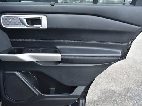 Used 2022 Ford Explorer Limited w/ Equipment Group 301A image 48