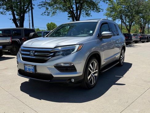 Used 2016 Honda Pilot Touring image 8