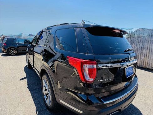 Used 2018 Ford Explorer Limited AWD/4WD image 3