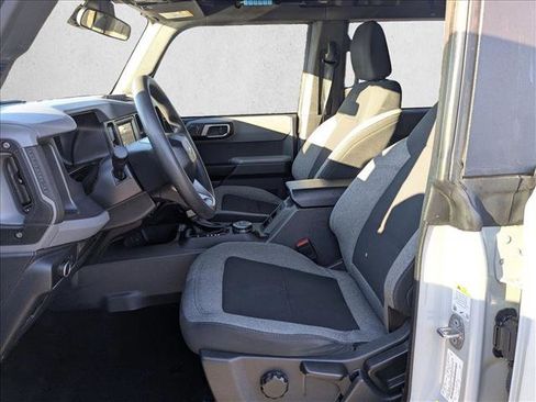 Used 2022 Ford Bronco 4-Door image 16
