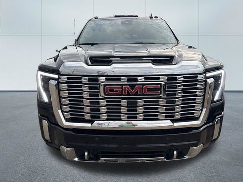 Used 2025 GMC Sierra 3500 Denali w/ Denali Reserve Package AWD/4WD image 6