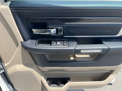 Used 2018 RAM 1500 Limited AWD/4WD image 19