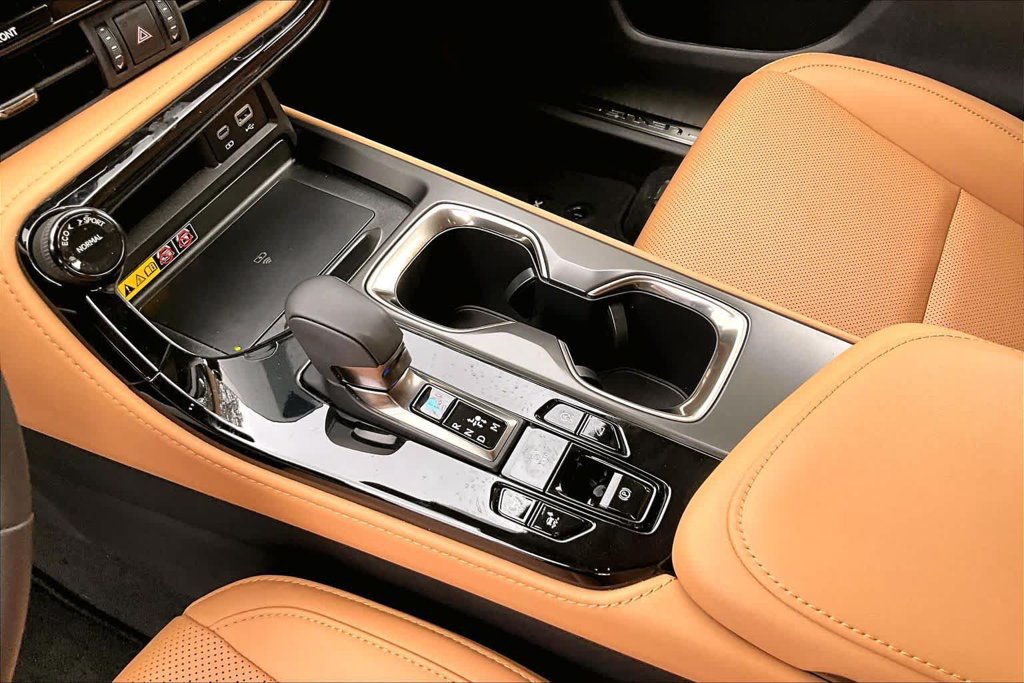 Used 2025 Lexus NX 350 AWD w/ Premium Package image 16