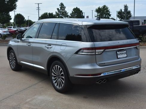 Used 2023 Lincoln Aviator Reserve w/ Equipment Group 201A AWD/4WD image 7