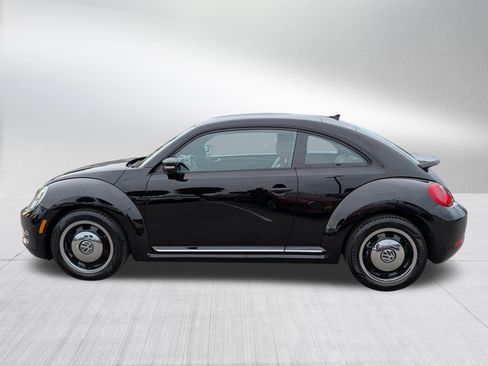 Used 2015 Volkswagen Beetle 1.8T Classic FWD image 4