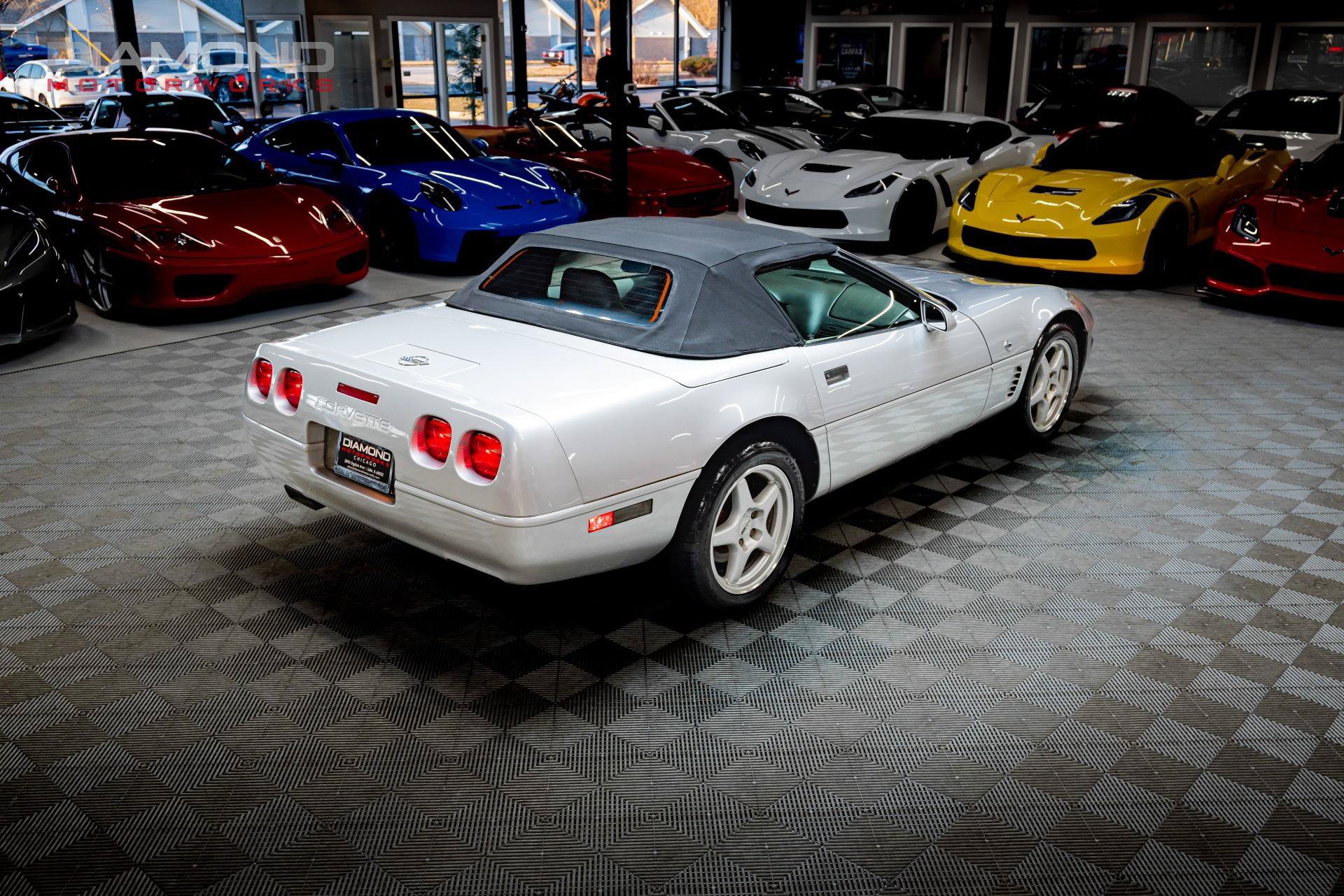 Used 1996 Chevrolet Corvette Convertible RWD image 37