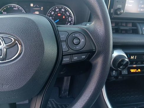 Used 2019 Toyota RAV4 XLE image 12