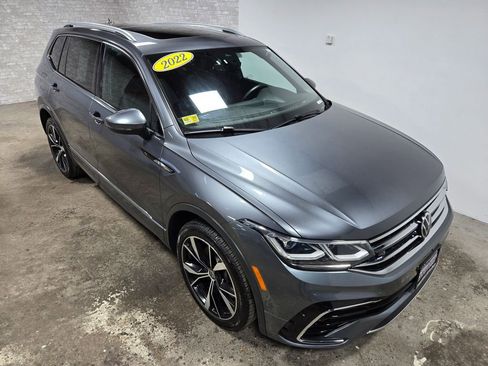 Used 2022 Volkswagen Tiguan SEL R-Line AWD/4WD image 67