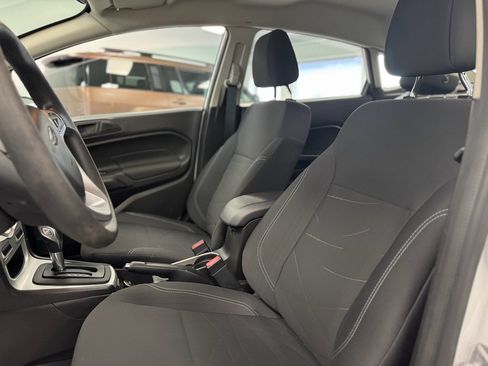 Used 2019 Ford Fiesta SE image 12