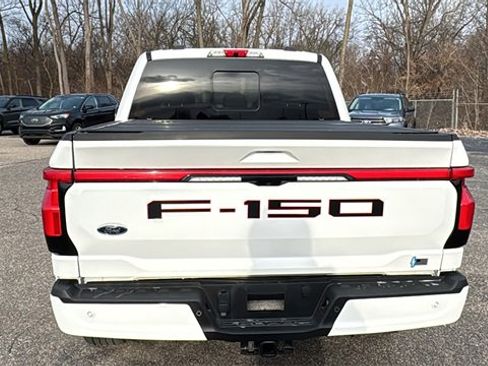 Used 2022 Ford F150 Lightning Lariat w/ Equipment Group 511A High image 27