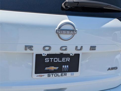 Used 2024 Nissan Rogue S AWD/4WD image 9