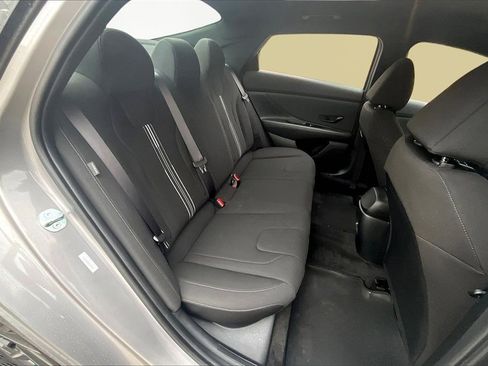 Certified 2025 Hyundai Elantra Sport image 27