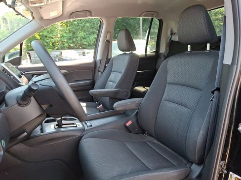 Certified 2017 Honda Ridgeline Sport image 12