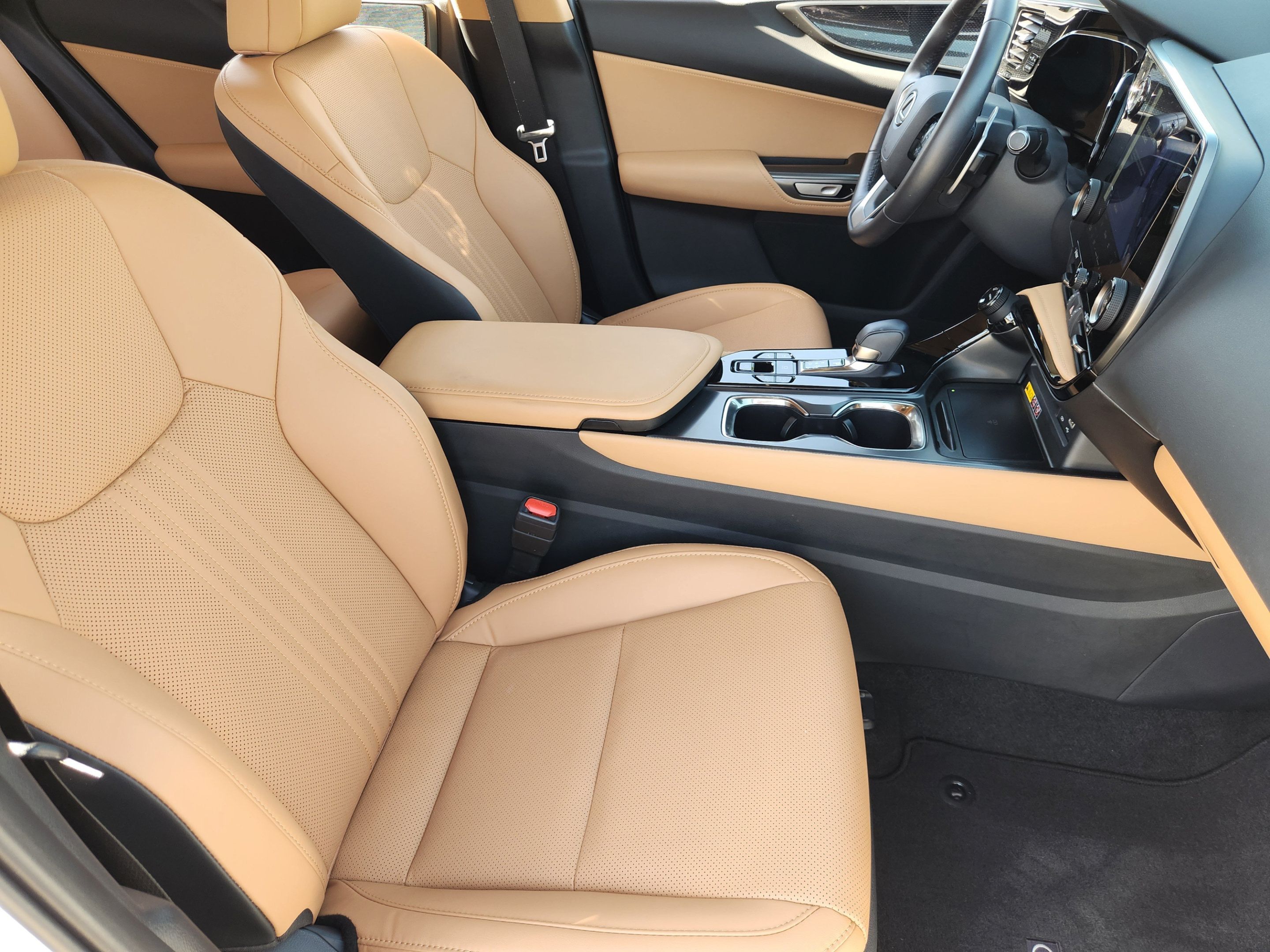 Used 2026 Lexus NX 350 AWD w/ Accessory Package (Z1) image 9