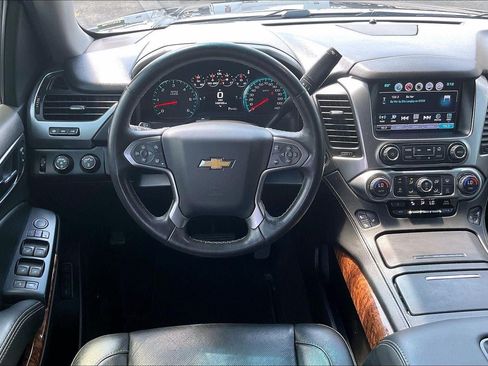 Used 2017 Chevrolet Tahoe Premier AWD/4WD image 5