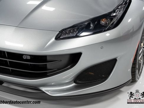 Used 2019 Ferrari Portofino RWD image 14