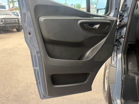 Used 2019 Mercedes-Benz Sprinter 170 image 11