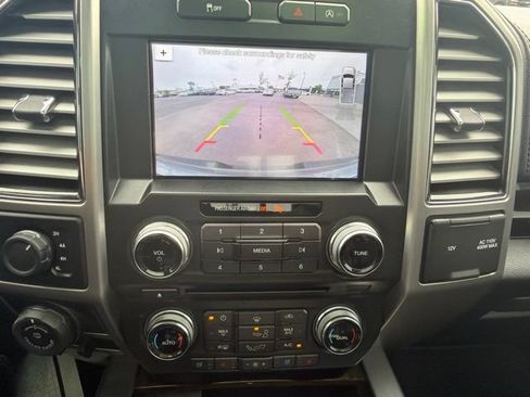 Used 2017 Ford F150 Platinum AWD/4WD image 40