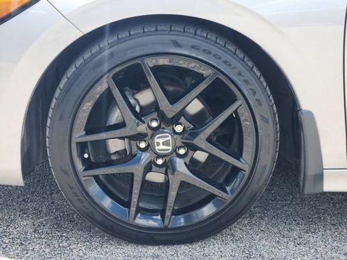 Used 2024 Honda Civic Sport image 8