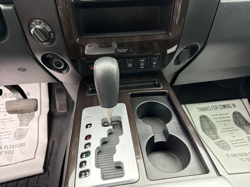 Used 2014 Nissan Titan SL w/ SL Moonroof Package image 24