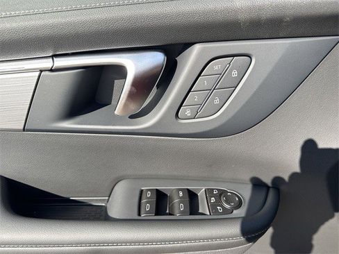 New 2026 Buick Enclave Preferred w/ Power Package image 13