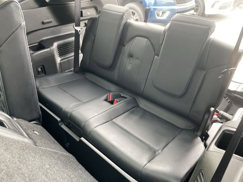 Used 2025 Mitsubishi Outlander SEL image 40