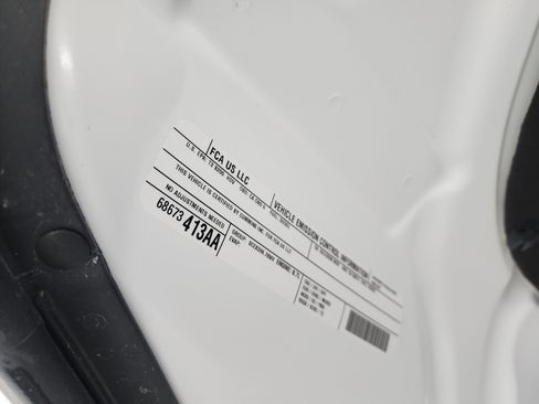 Used 2025 RAM 3500 Laramie image 21