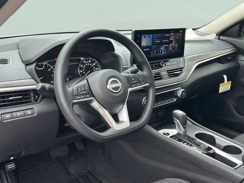 New 2026 Nissan Altima 2.5 SV FWD image 11
