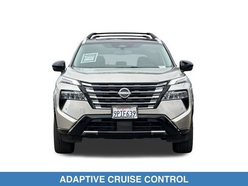 Used 2025 Nissan Rogue Platinum FWD image 10