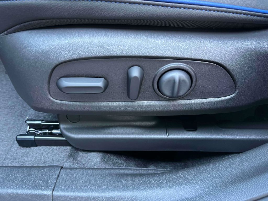 New 2026 Buick Envista Sport Touring w/ Convenience I Package FWD image 24