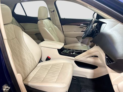 Used 2023 Buick Envision Avenir FWD image 28