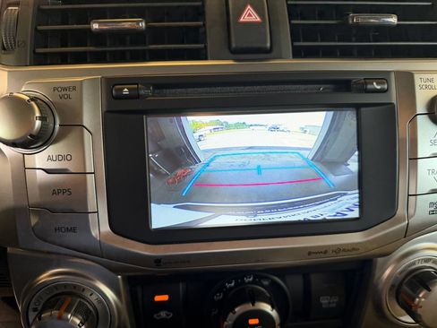 Used 2018 Toyota 4Runner SR5 Premium AWD/4WD image 17